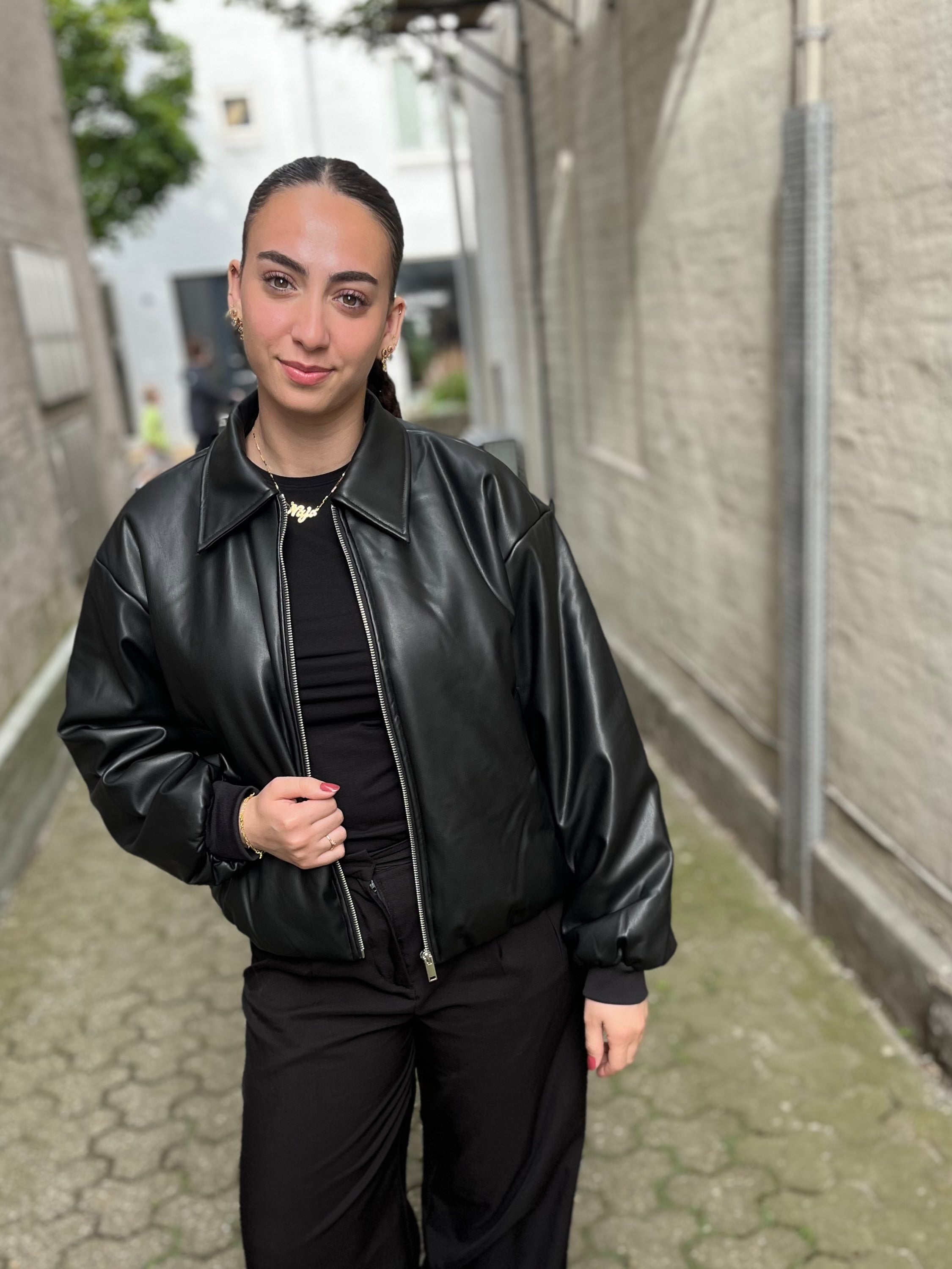 PCLARA Otw Bomber - Black